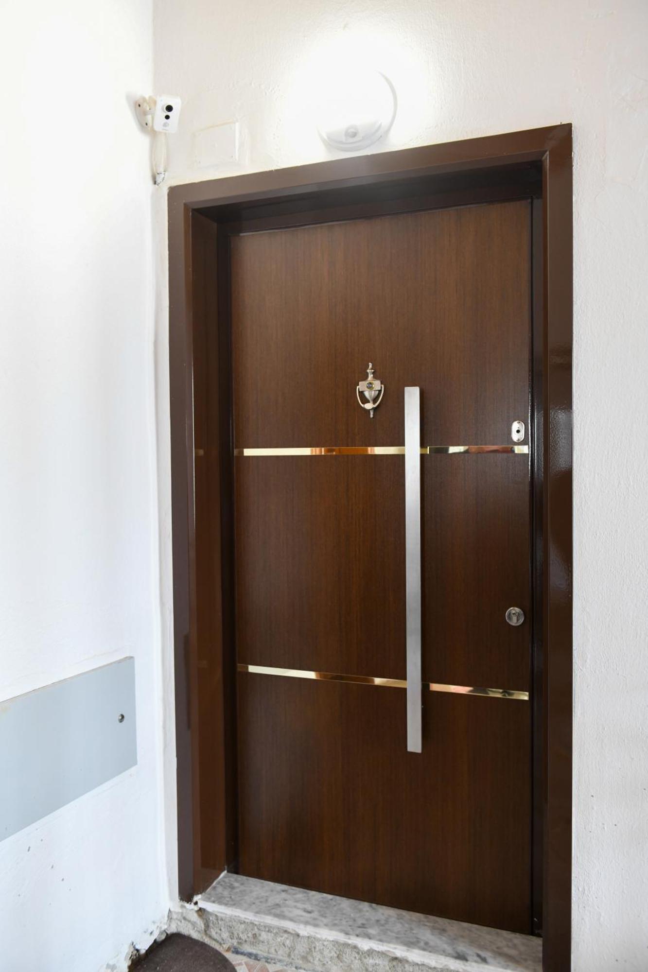Guest House Cela City Centre Berat Bagian luar foto